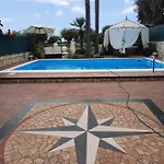 بيت للعطل Euthalia Torre Archirafi