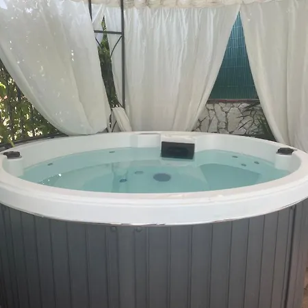 Casa Euthalia Con Piscina E Jacuzzi Tra Etna-taormina